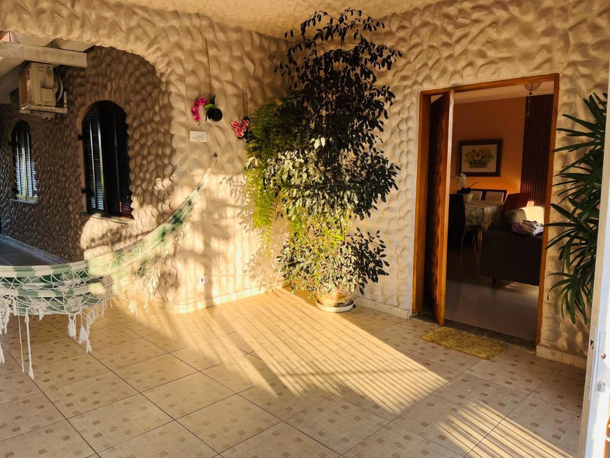Casa Cheia De Alegria E Sol
